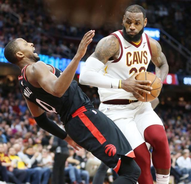 希腊男篮碾压猛龙，加里纳利爆发神勇