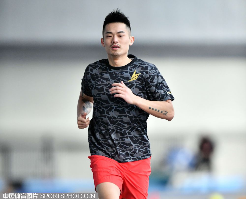 法国羽毛球队横扫泰国羽毛球队,林丹关键制胜 法国羽毛球队横扫泰国羽毛球队,林丹关键制胜