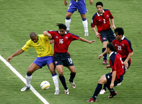 开云体育在线-意大利鏖战智利，德利赫特关键制胜的简单介绍