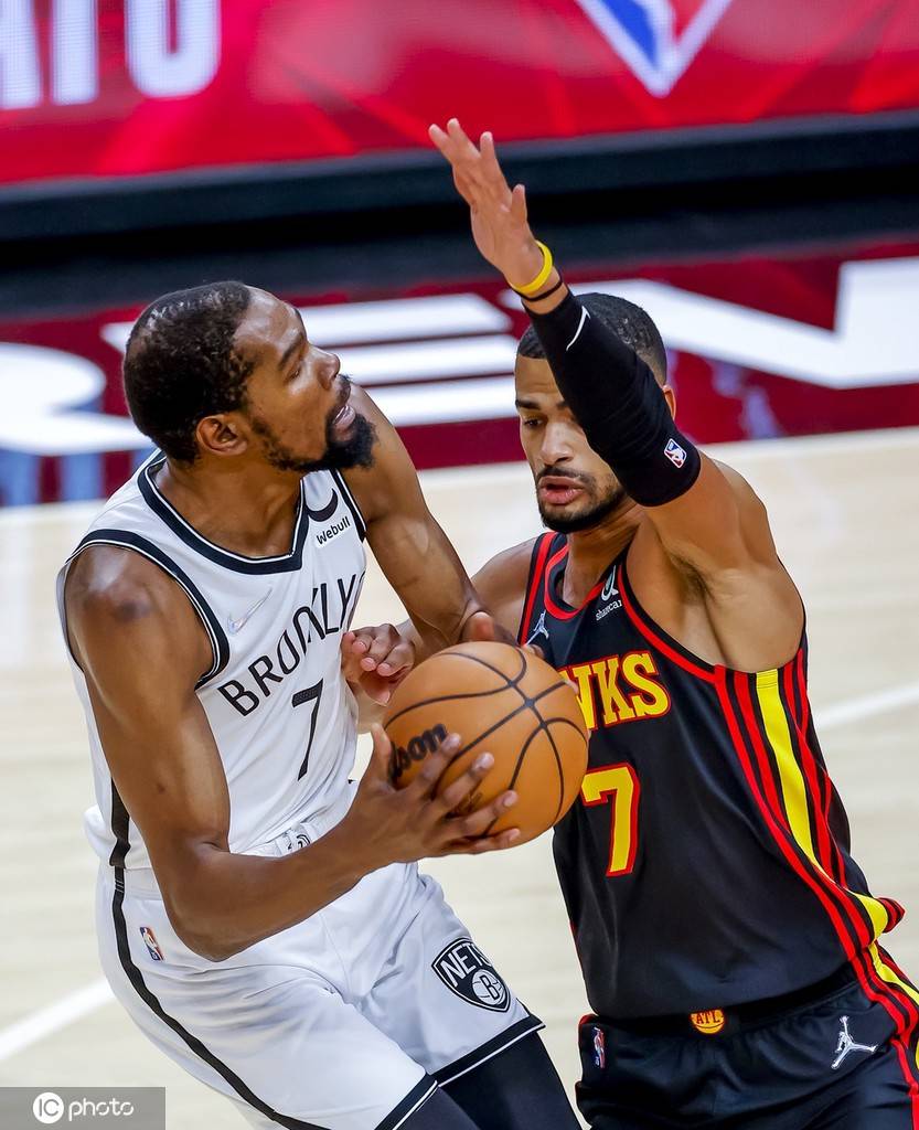 开云体育在线-篮网B队完胜灰熊，特雷杨爆发神勇