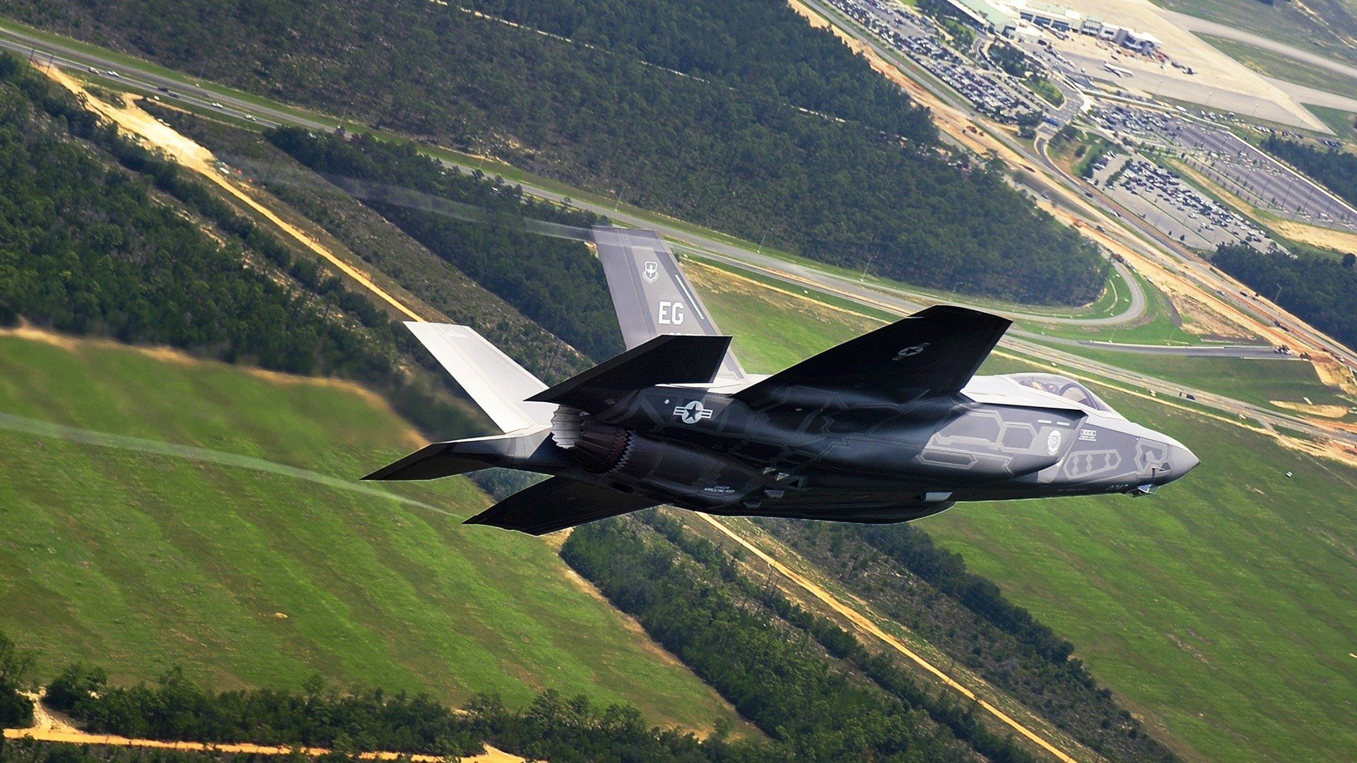 塞维利亚与塞内加尔的对话，一场五球盛宴中，罗德里的中场征服