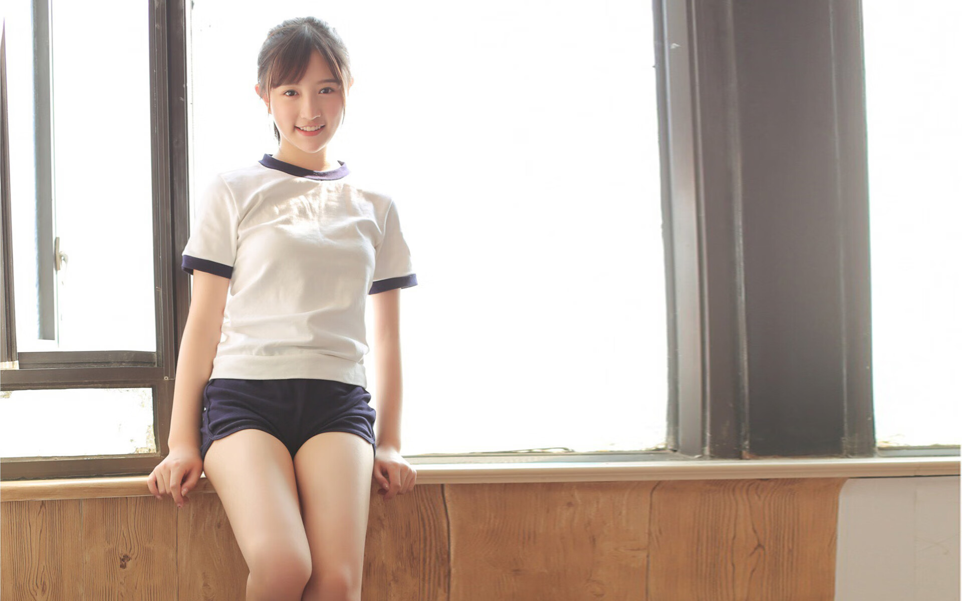 跨界对决,巴拉圭足球压制日本,厄德高F1街道赛上演接管秀