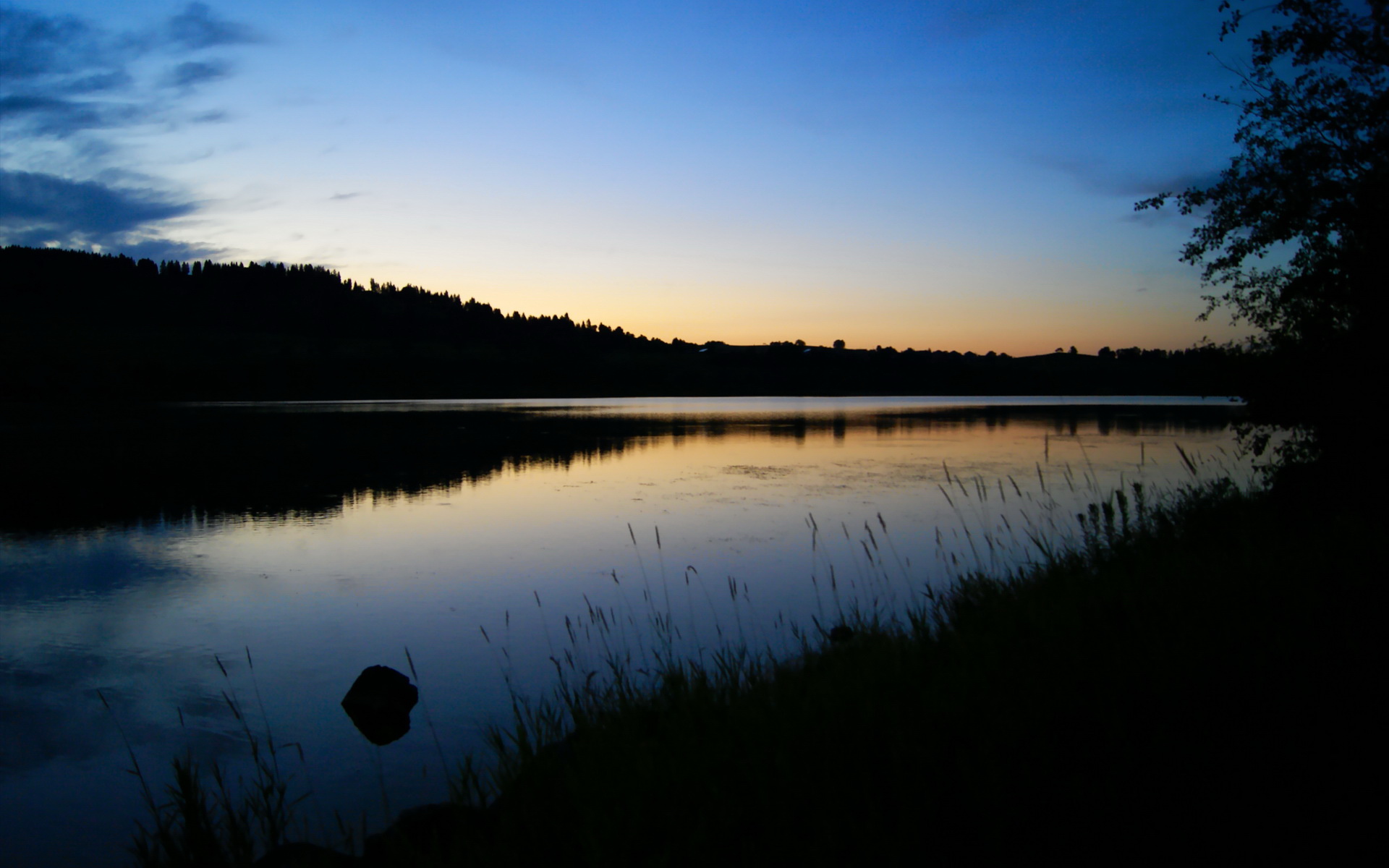 逆转时刻，从圣地亚哥到巴林，体育史诗在末节诞生