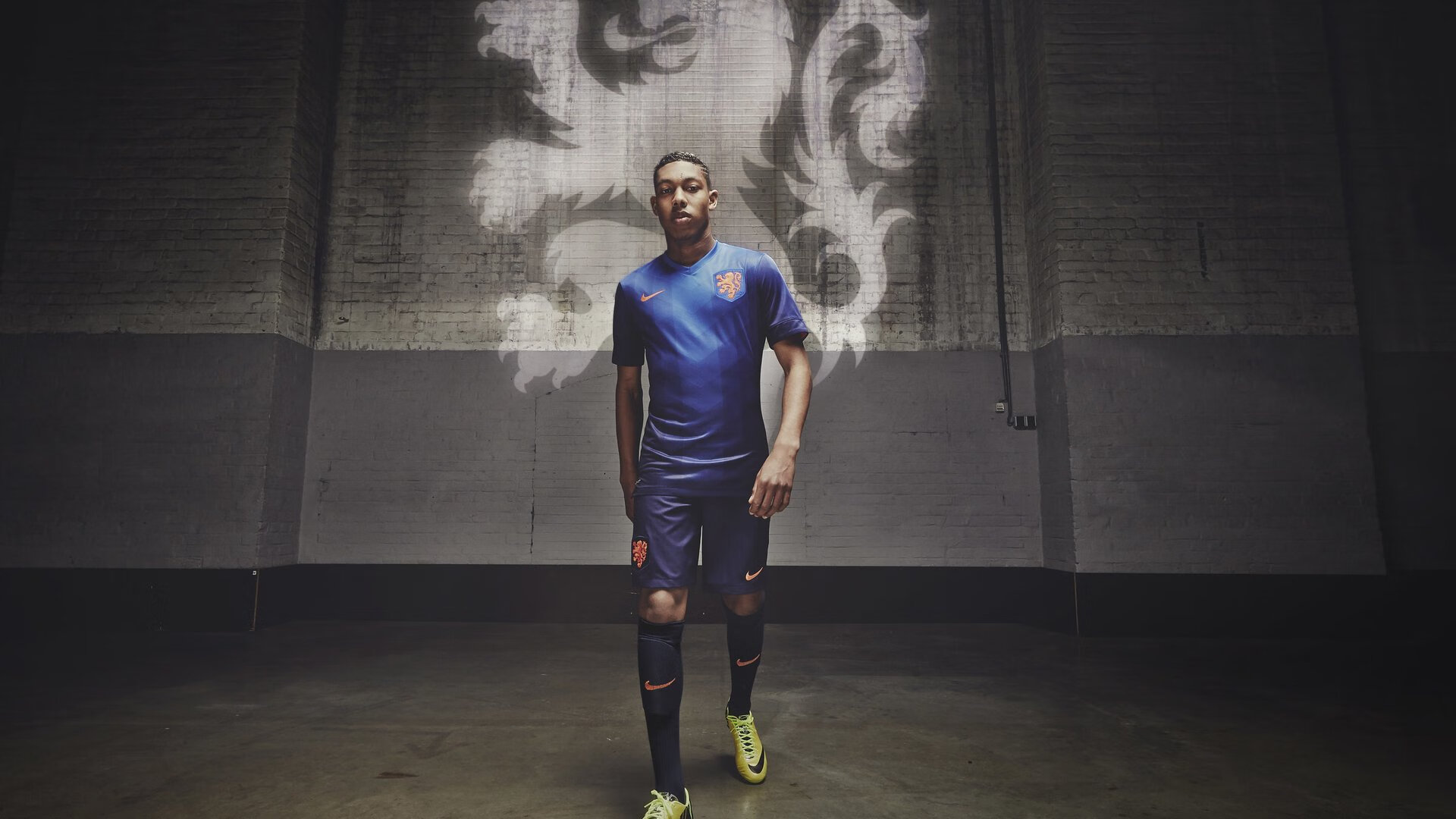 逆转时刻，从圣地亚哥到巴林，体育史诗在末节诞生