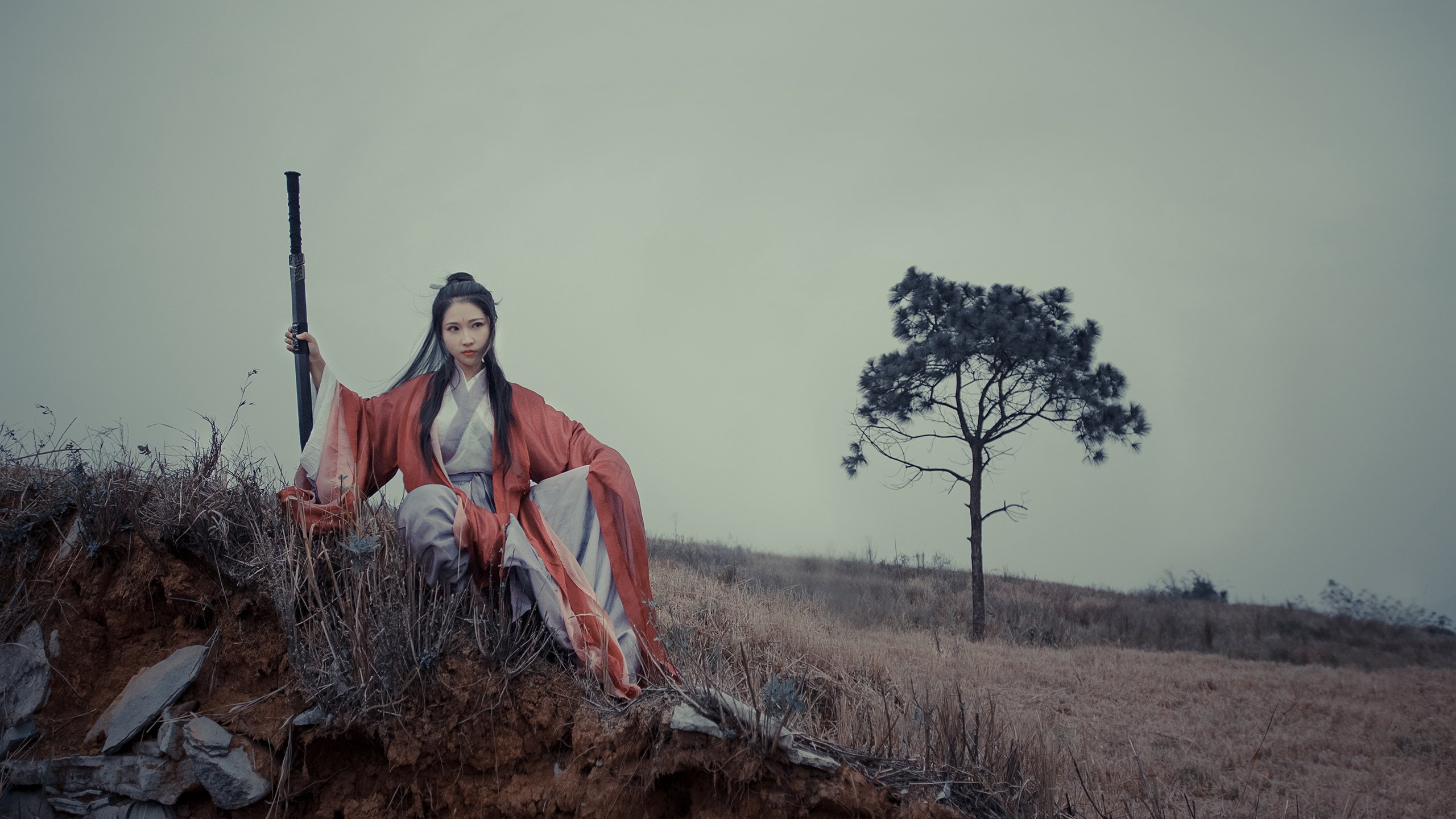 历史最贵板凳席前，无名之辈正逆天改命，当爱德华兹在76人与火箭的硝烟中刻下唯一