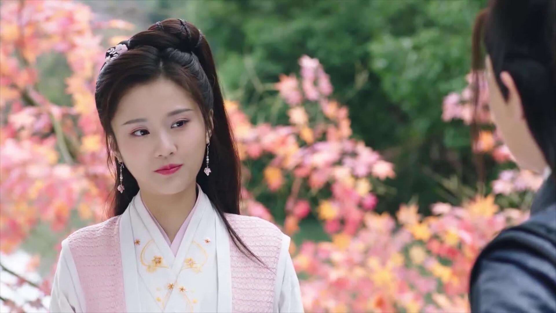 开云体育在线-绿茵猛虎，利爪扼喉，爱德华兹的压制级艺术与尼克斯的胜利密码